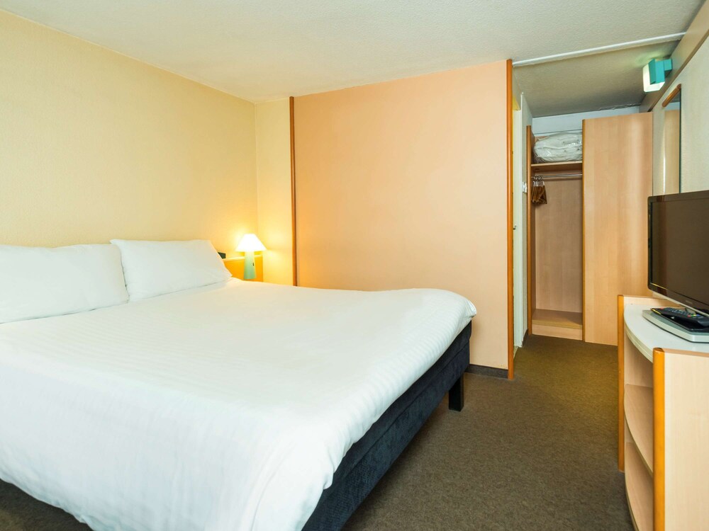 ibis Plymouth