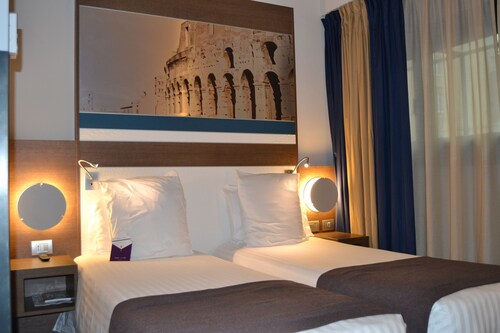 Mercure roma centro colosseo: 2018 pictures, reviews, prices & deals ... Hotel delta colosseo
