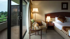 Minibar, in-room safe, desk, soundproofing