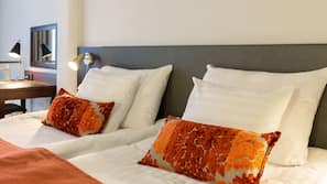 Minibar, Zimmersafe, Schreibtisch, kostenlose Babybetten