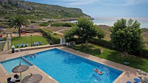 2 piscine all'aperto