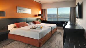 Minibar, in-room safe, desk, free WiFi