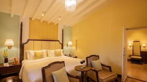 Minibar, in-room safe, individually furnished, desk