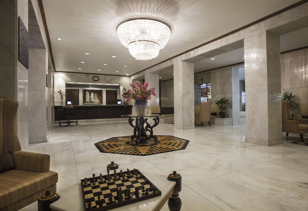 Vivanta Ambassador New Delhi 2018 Pictures Reviews S Land View From Property Lobby