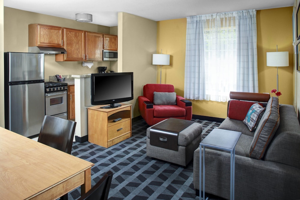 TownePlace Suites by Marriott Fresno