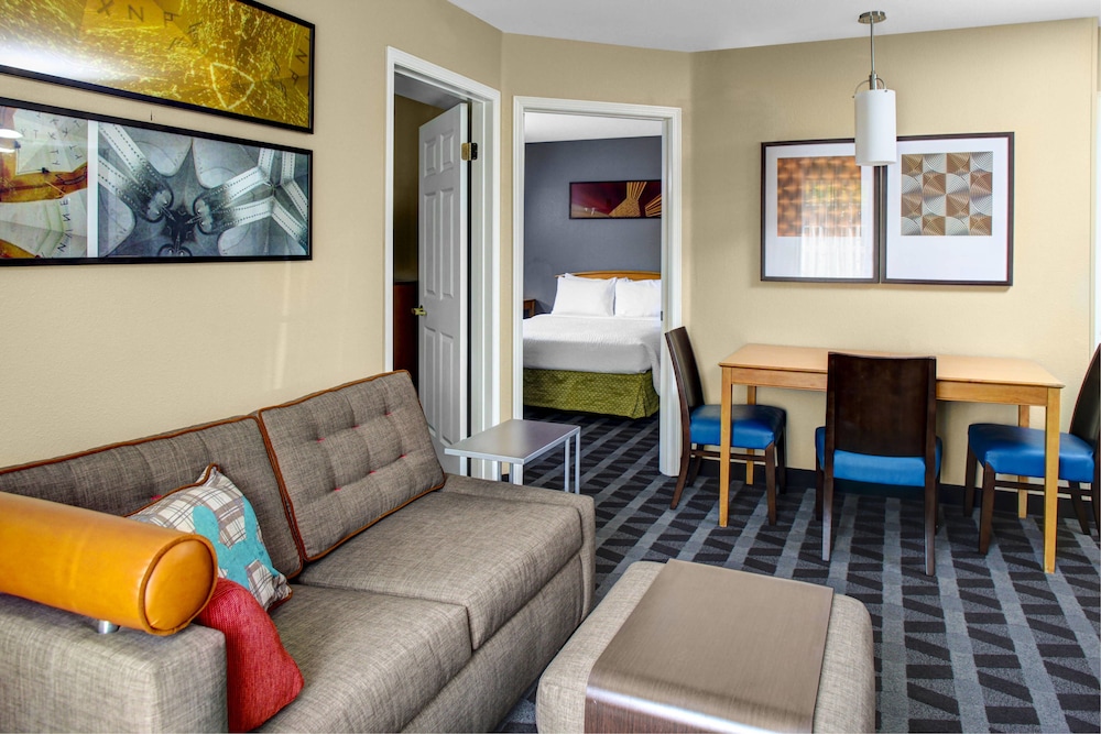 TownePlace Suites by Marriott Fresno