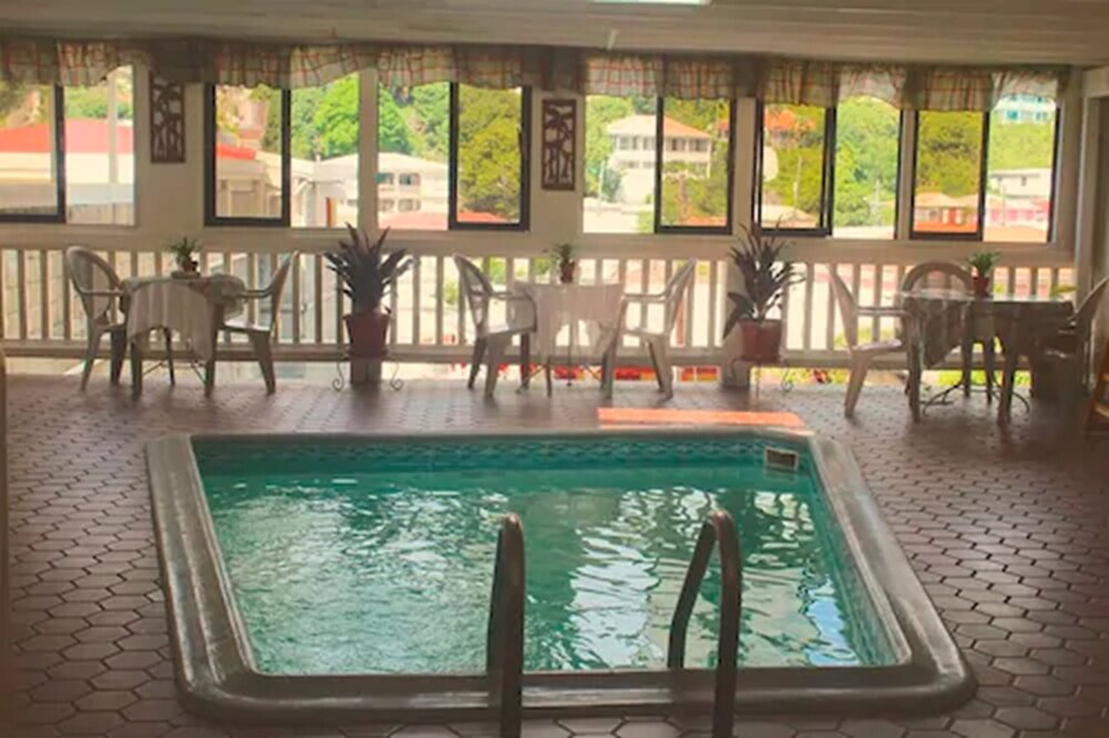 Bunker Hill Hotel in St. Thomas Best Rates & Deals on Orbitz