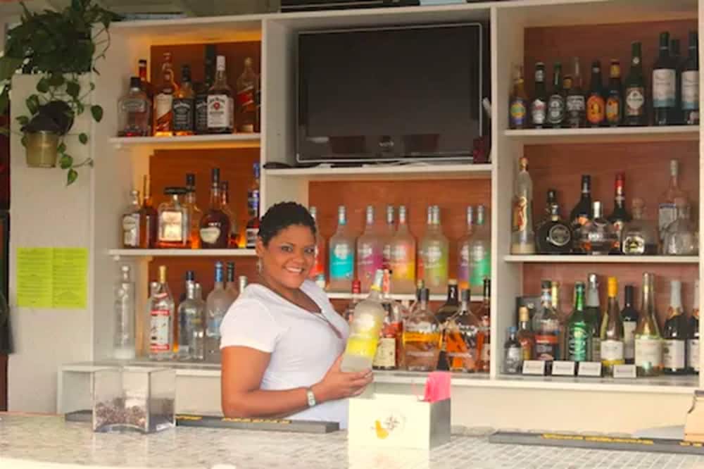 Bunker Hill Hotel in St. Thomas Best Rates & Deals on Orbitz