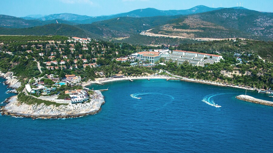 Pine Bay Holiday Resort