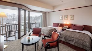 In-room safe, blackout curtains, iron/ironing board, free WiFi