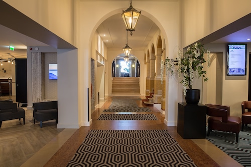 grote kerk den haag accommodation: au$72 hotels near grote kerk den