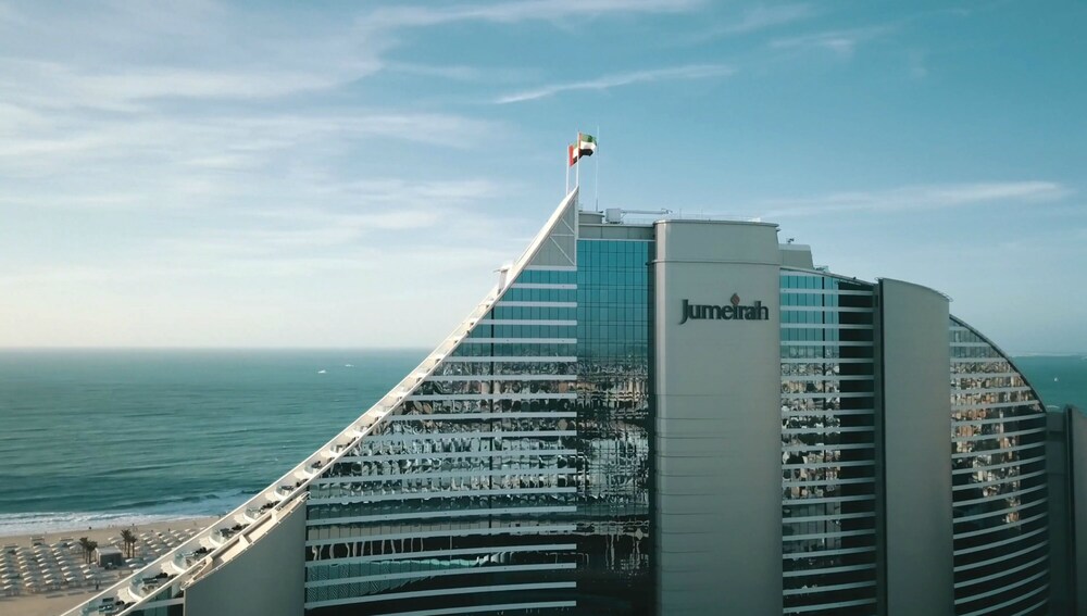 Jumeirah Beach Hotel In Dubai Hotel Rates Reviews On Orbitz