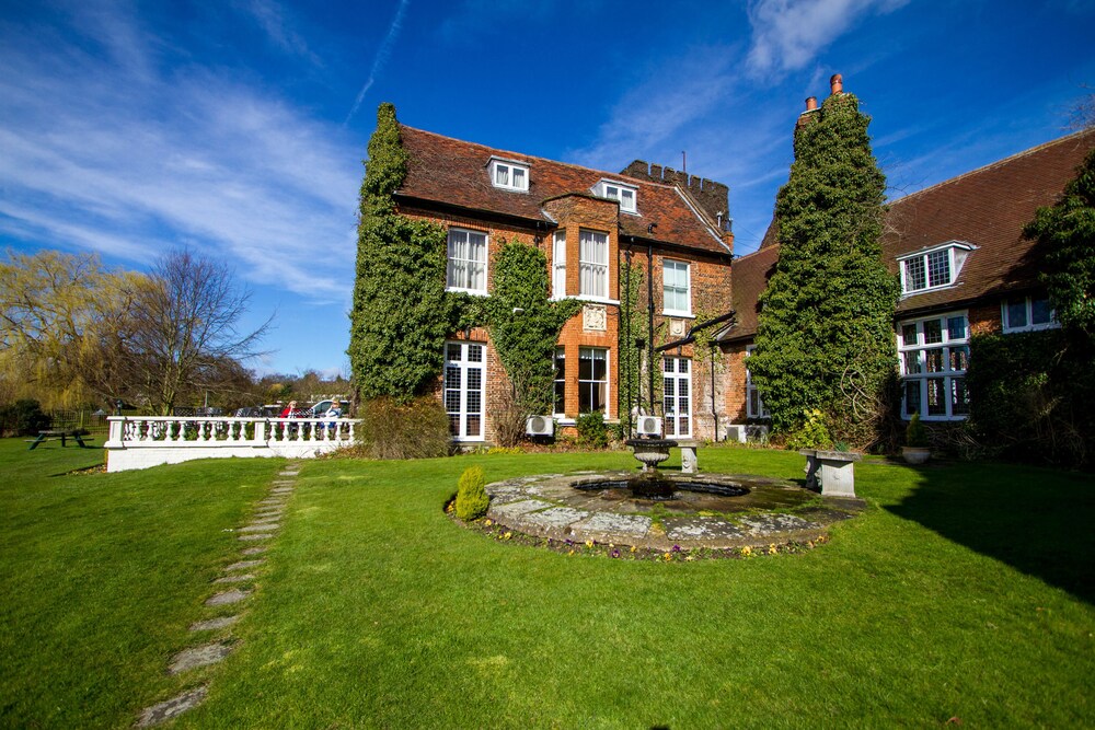 Mercure Letchworth Hall