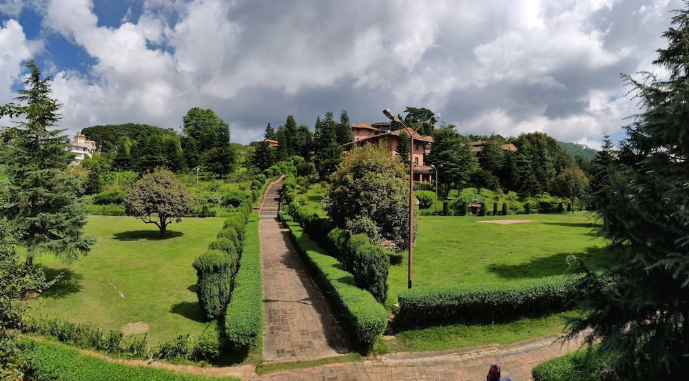 Godavari Village Resort Godāvari, NPL Best Price Guarantee