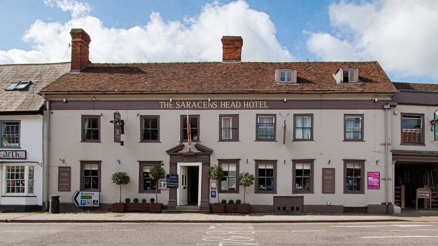 Saracens Head Hotel