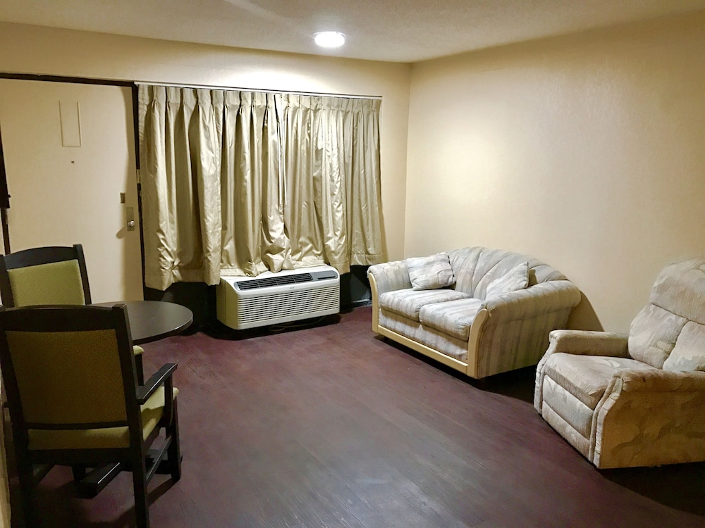 Room, American Inn