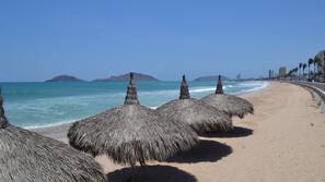 Beach nearby, sun loungers