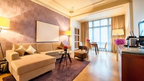 Premium bedding, minibar, in-room safe, individually furnished