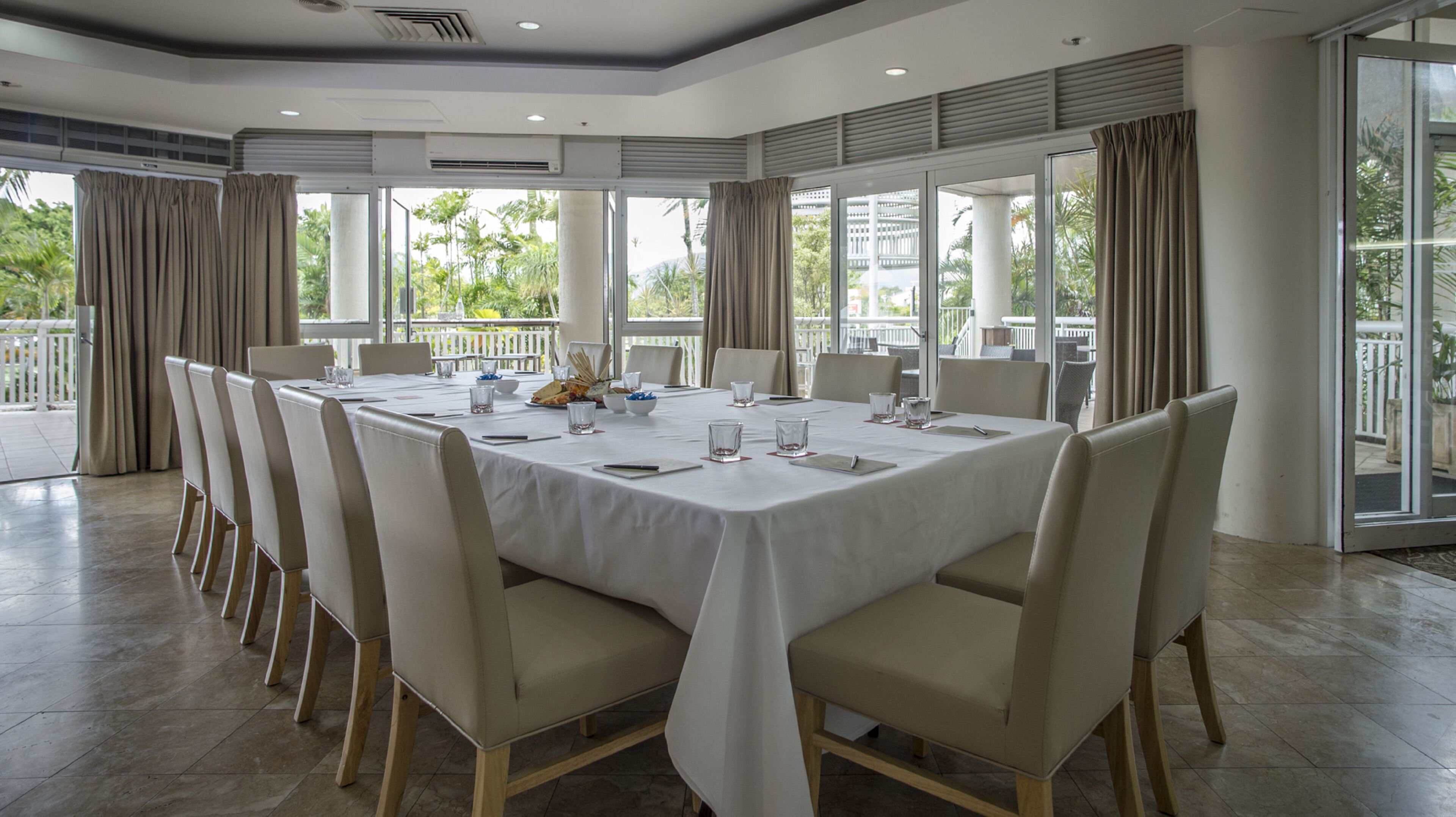 Rydges Esplanade Resort Cairns