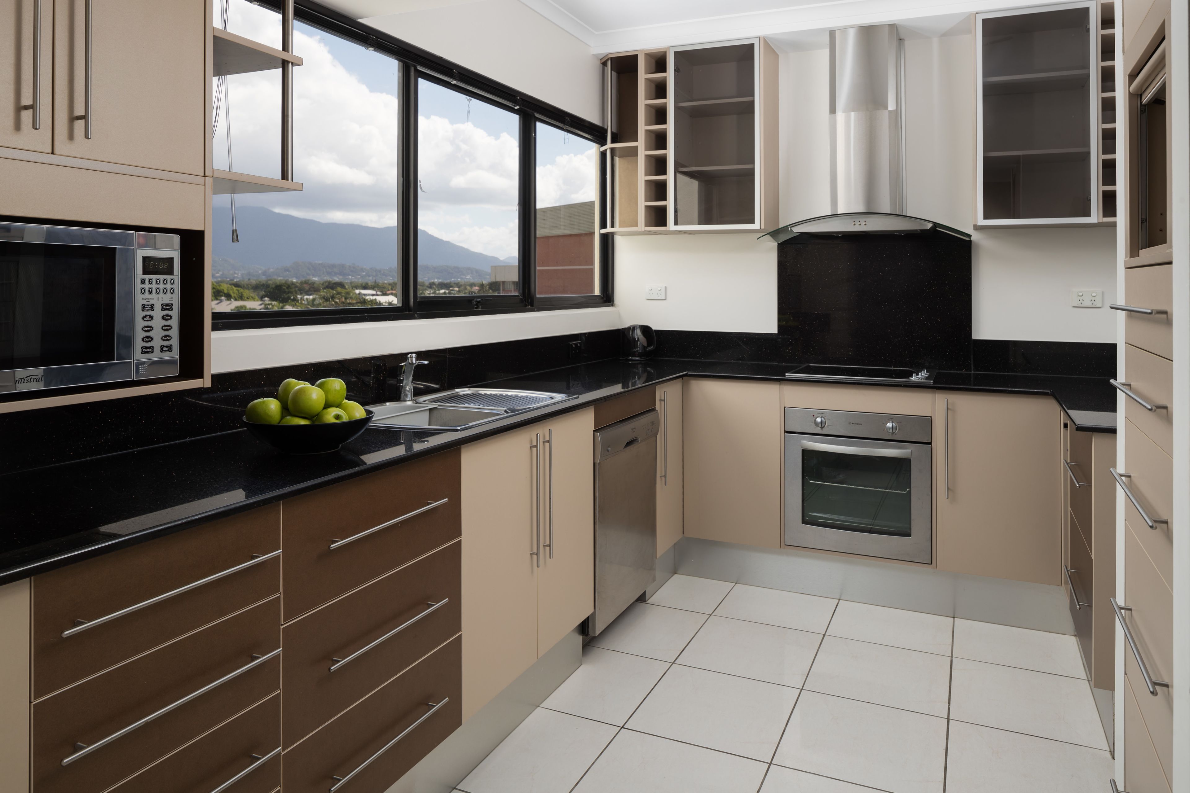 Rydges Esplanade Resort Cairns