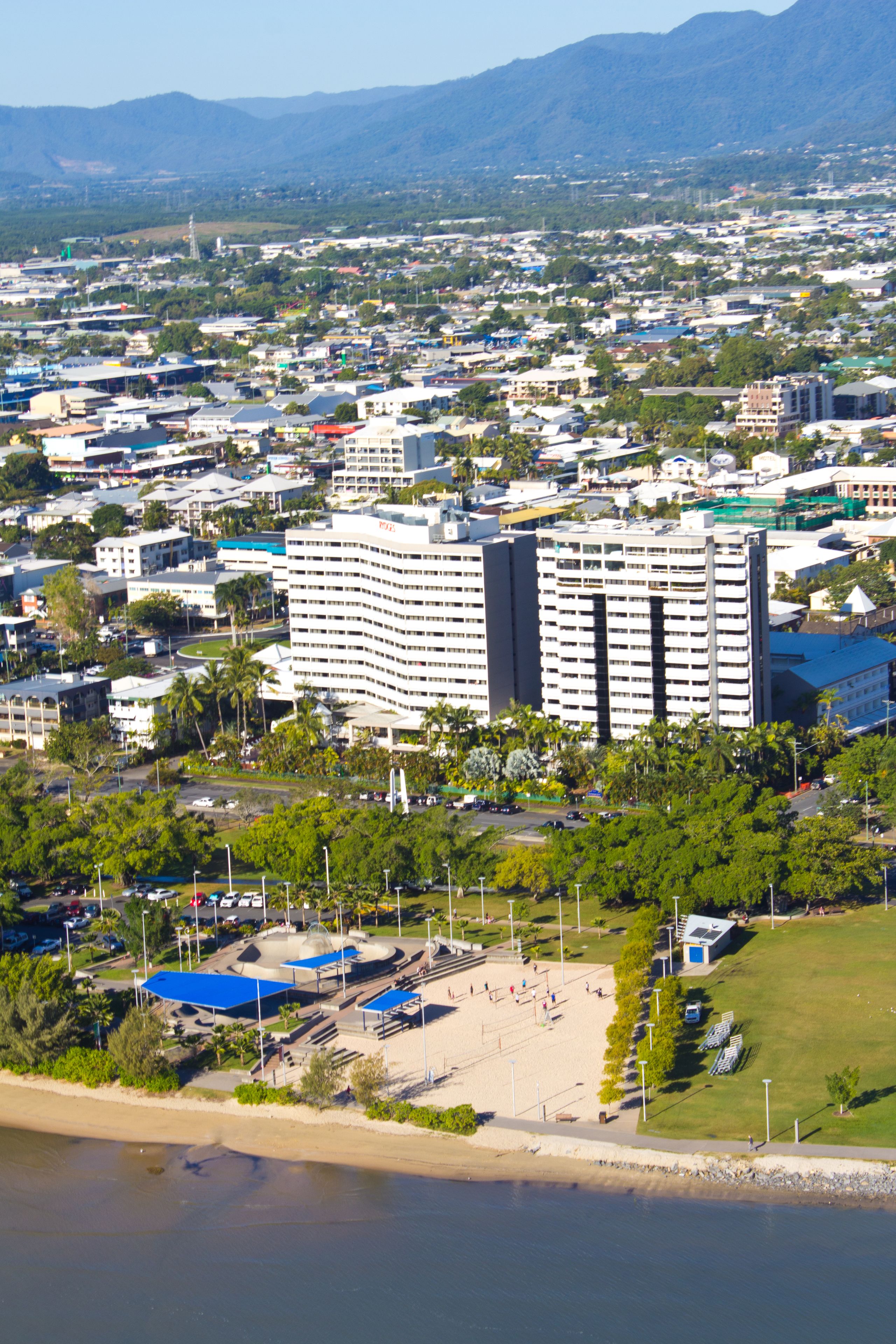 Rydges Esplanade Resort Cairns