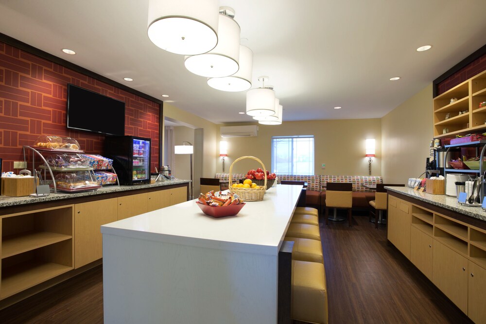 MainStay Suites Hartford Meriden