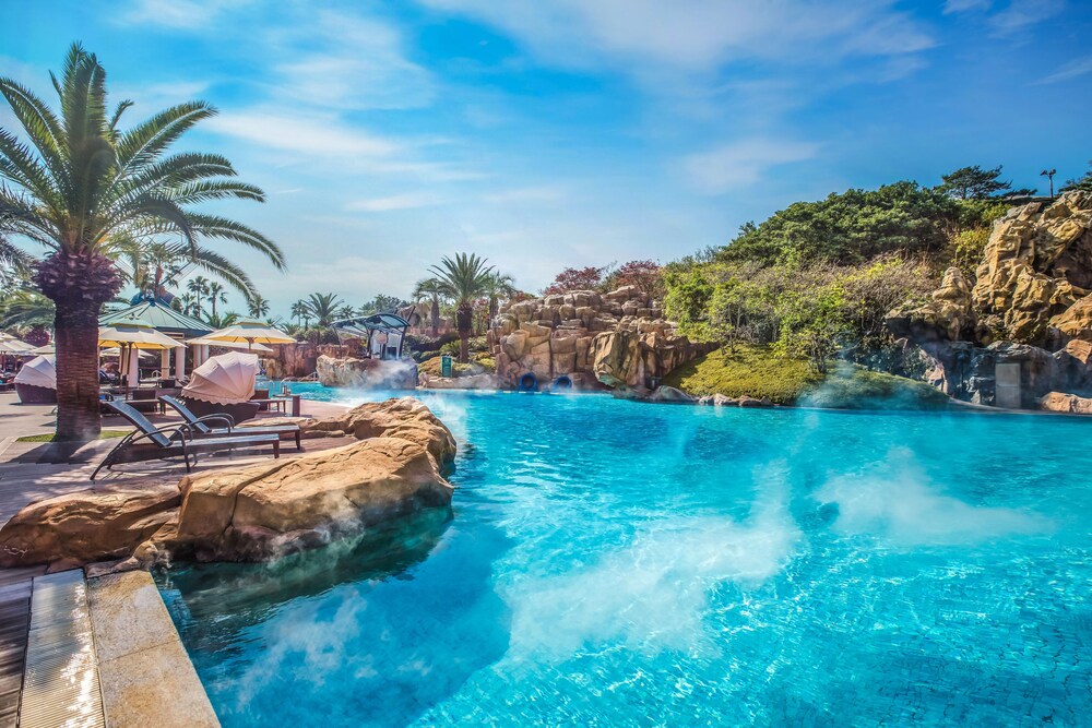 Lotte Hotel Jeju: 2019 Room Prices $153, Deals & Reviews | Expedia