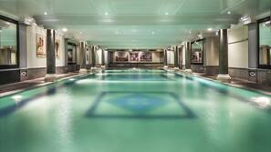Piscina interna
