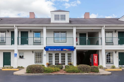 Great Place to stay Baymont by Wyndham Waycross near Waycross 