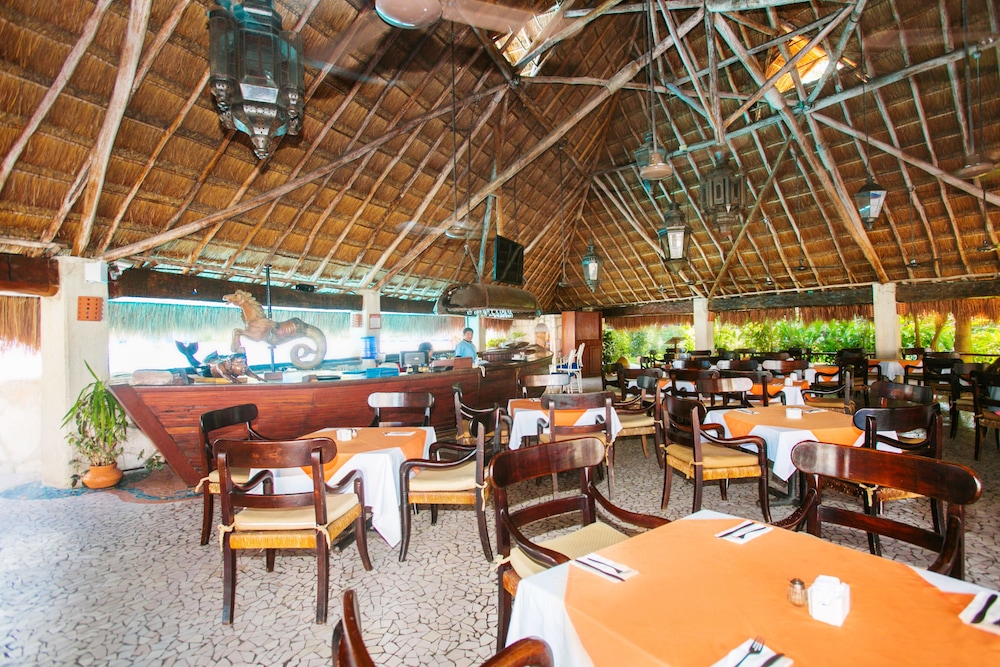 Restaurant, Casa del Mar Cozumel Hotel & Dive Resort