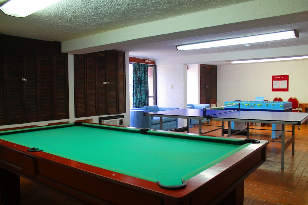 Billiards, Casa del Mar Cozumel Hotel & Dive Resort