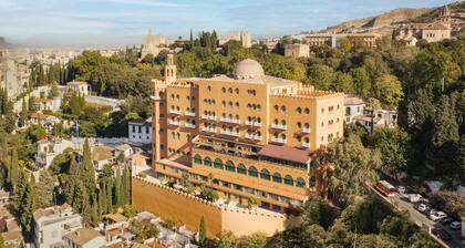 Hotel Alhambra Palace