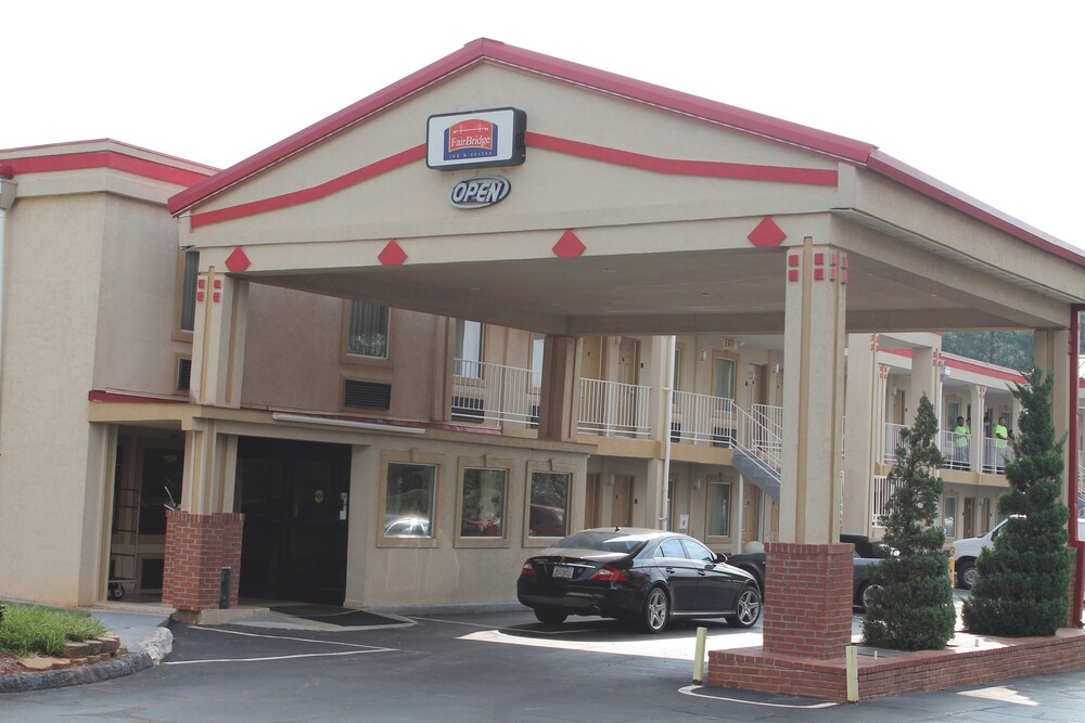 Fairbridge Inn Suites Mcdonoughga In Griffin Hotel - 
