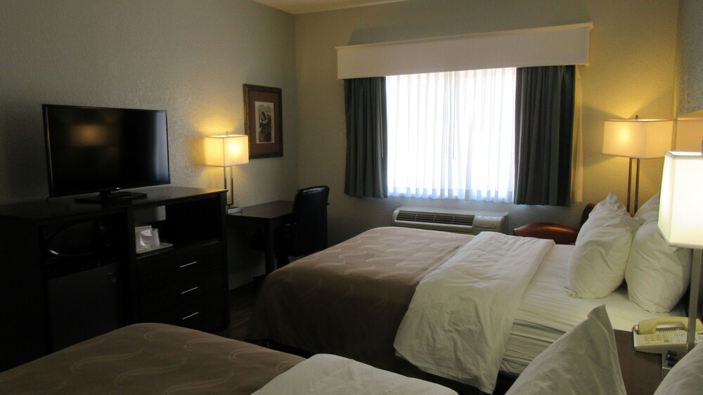 Quality Inn & Suites West