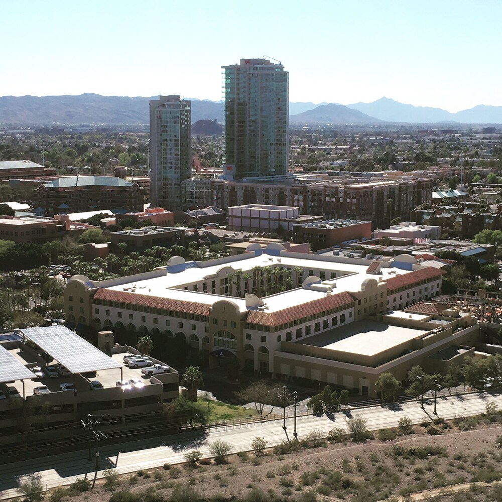 Tempe Mission Palms, a Destination by Hyatt Hotel