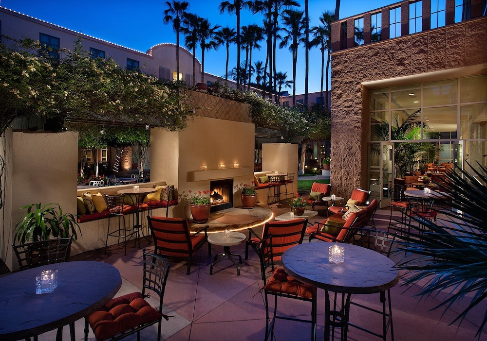 Tempe Mission Palms, a Destination by Hyatt Hotel