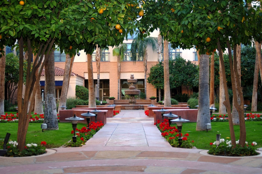 Tempe Mission Palms, a Destination by Hyatt Hotel