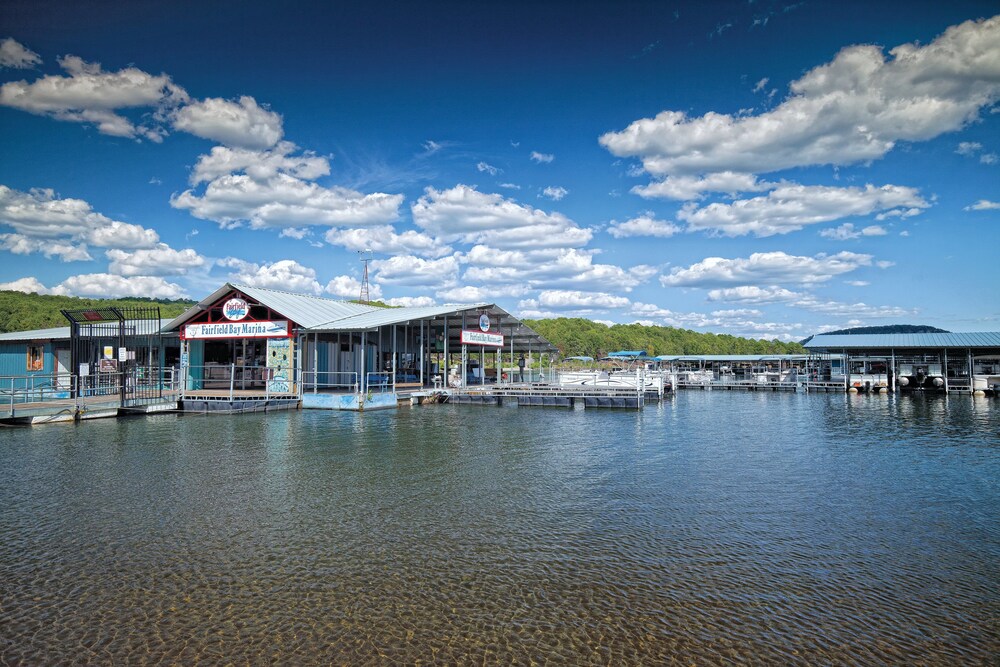 Lake, Club Wyndham Resort at Fairfield Bay