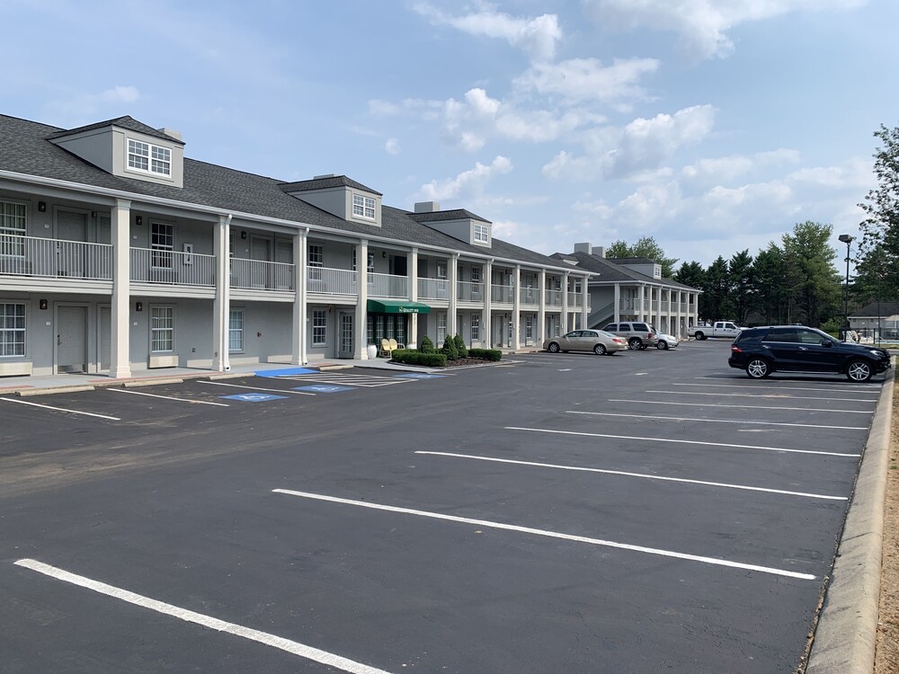 Front of property, Quality Inn Gallatin - Nashville Metro