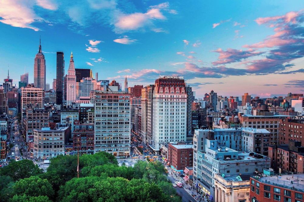Top 15 Hotels With View Of NYC Skyline - Updated 2023 | Trip101