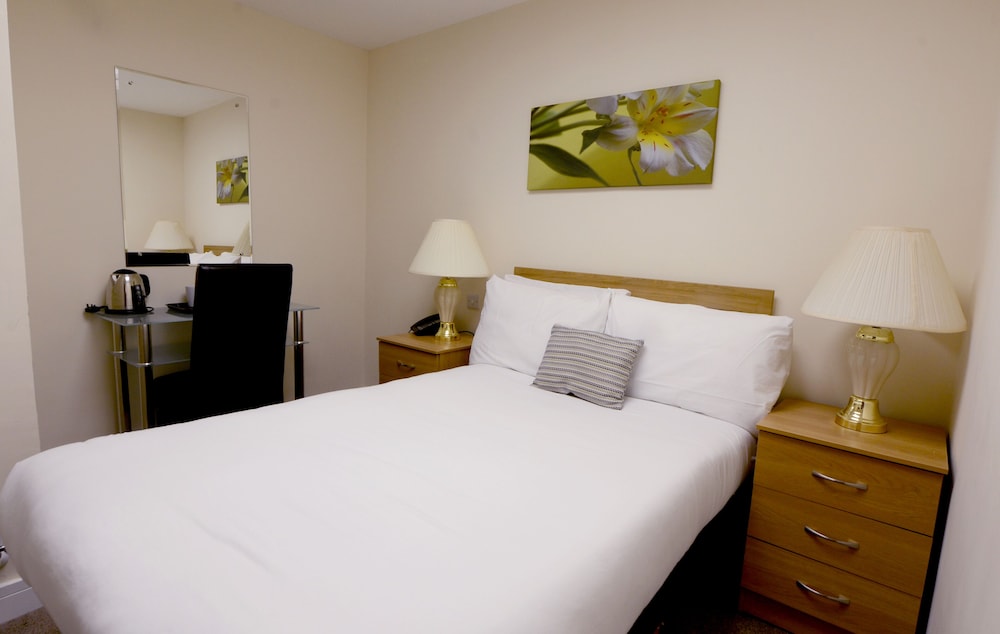 Grand Hotel Gosforth Park in NewcastleuponTyne Best Rates & Deals