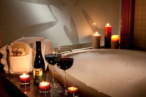 Premium bedding, down comforters, minibar, in-room safe