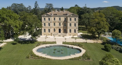 Chateau De Montcaud
