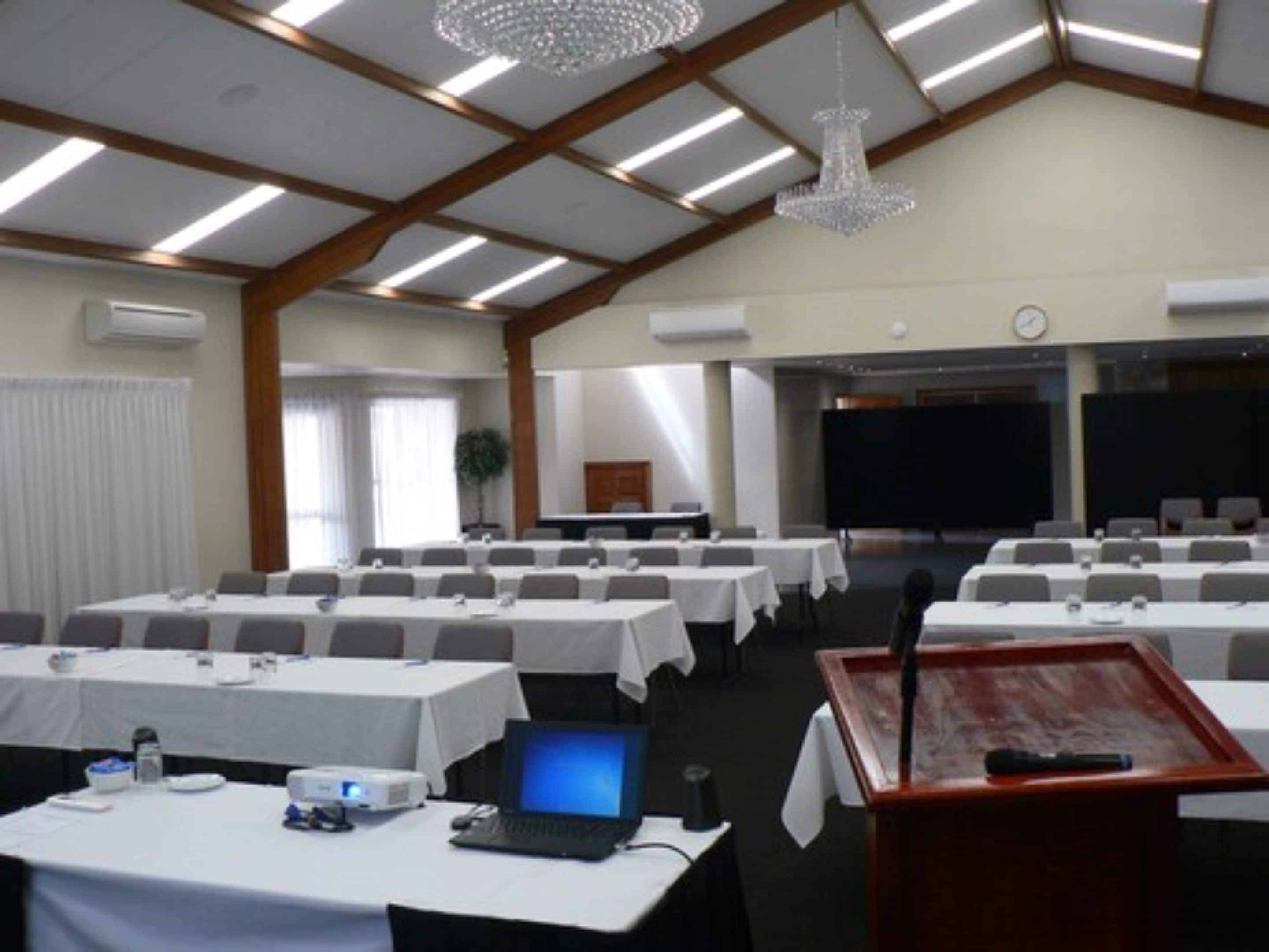 Comfort Inn & Suites Robertson Gardens