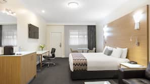 Premium bedding, minibar, desk, blackout curtains