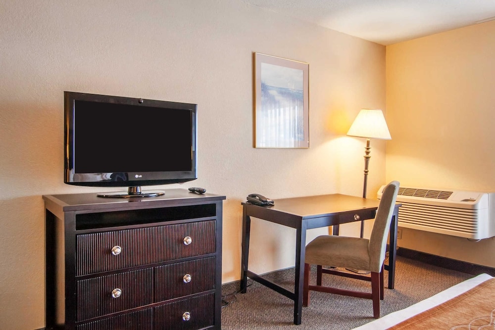 Comfort Inn & Suites Lincoln City