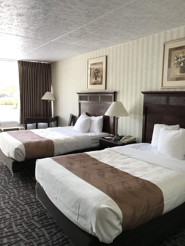 Quality Inn Fredericksburg near Historic Downtown