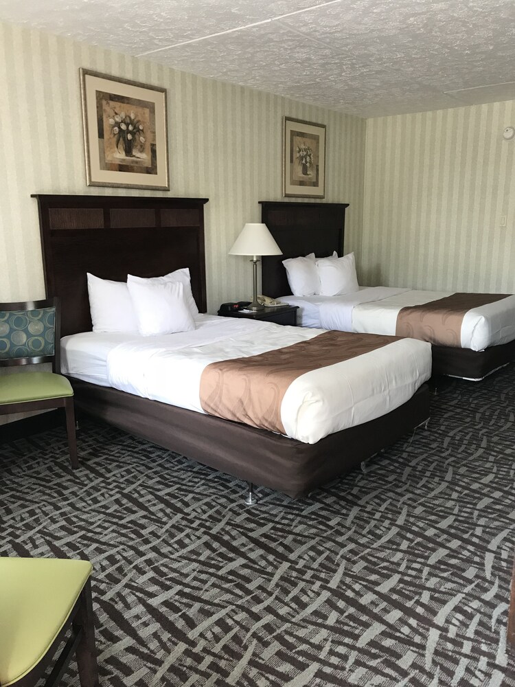 Quality Inn Fredericksburg near Historic Downtown