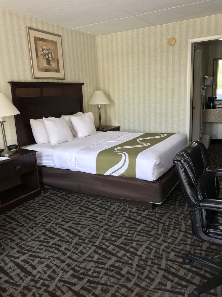 Quality Inn Fredericksburg near Historic Downtown