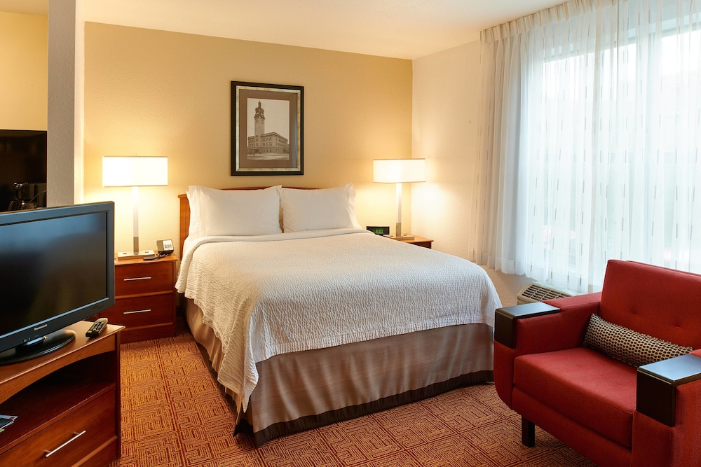 TownePlace Suites by Marriott Minneapolis Downtown/NorthLoop